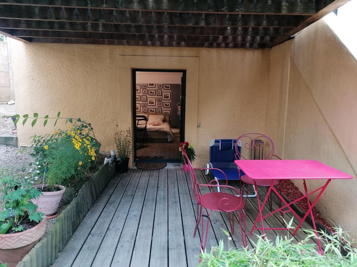 Guest House Dans Jardin Exotique Proche D'Une Voie Verte Morlaix Eksteriør billede